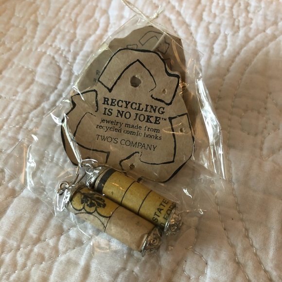 2 pairs of new earrings - Picture 3 of 3